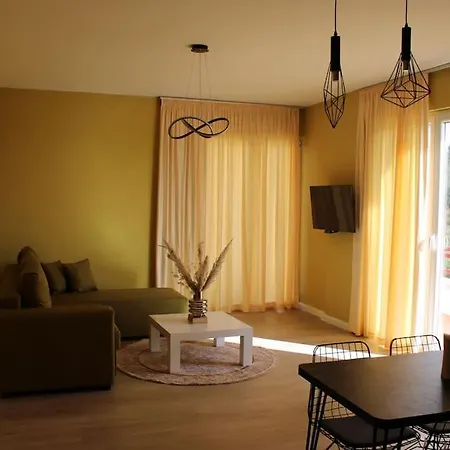 Apartament Sunny Overlooking